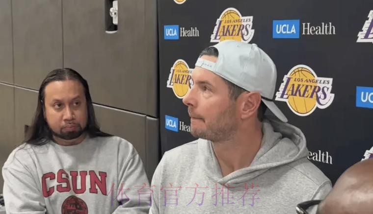 雷迪克：昨天我做了很多反思，包括赛后提到那个暂停回合